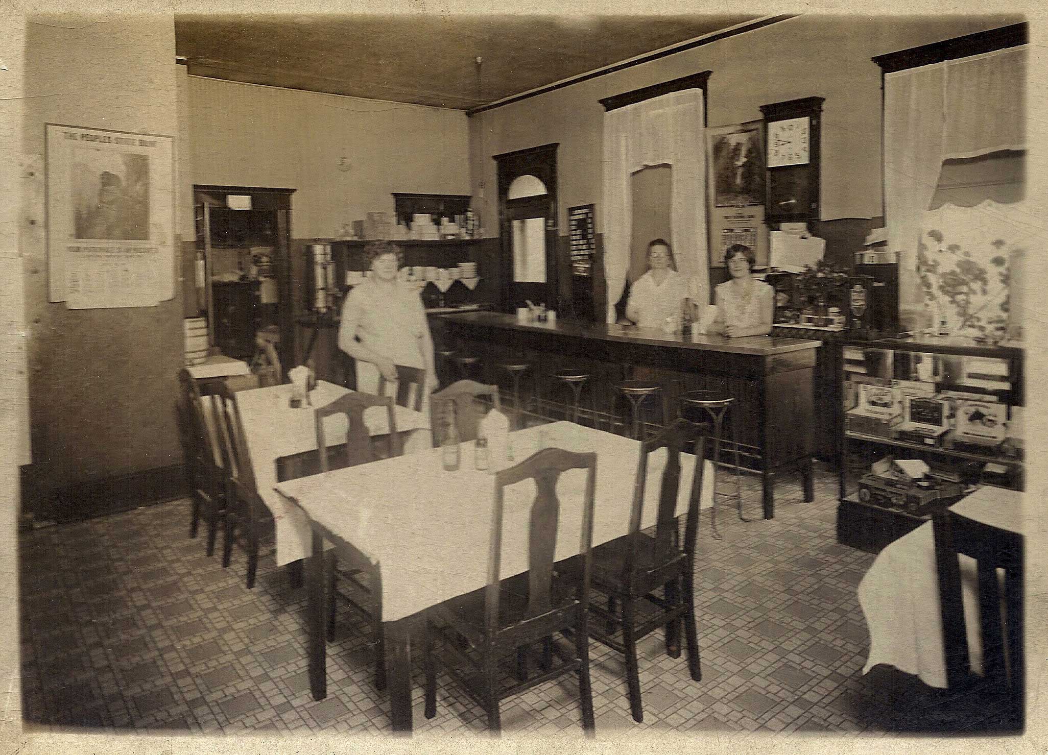 Inside the Linton Cafe, abt 1930