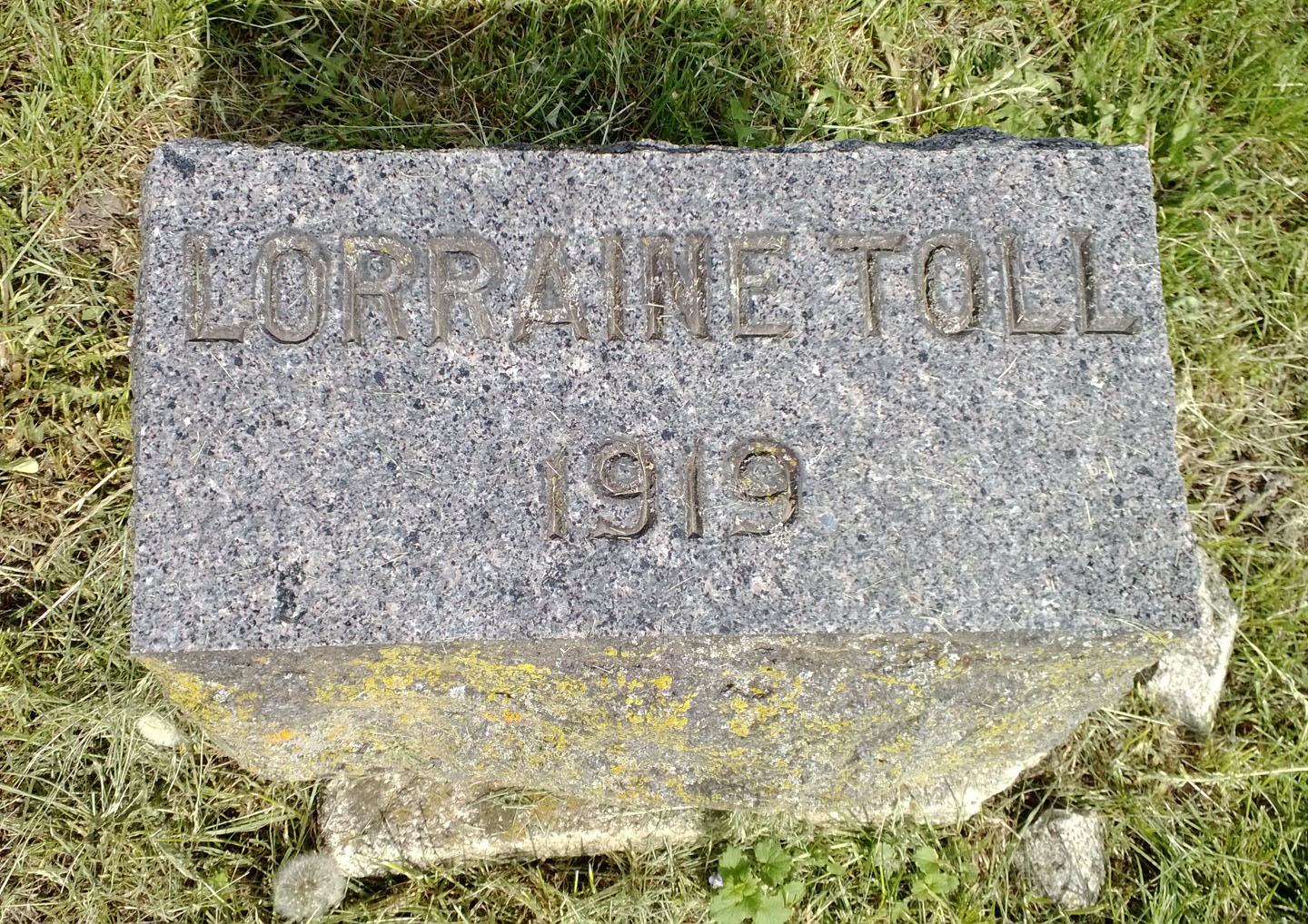 Lorraine Everdine Toll's Headstone